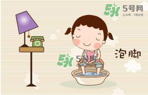 三伏天用什么泡腳最好？三伏天用什么泡腳去濕氣？