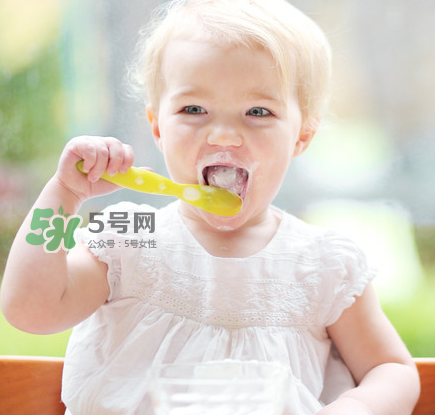 兒童多大可以吃鹽？兒童吃鹽的注意事項