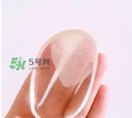 硅膠粉撲用哪一面？硅膠粉撲用法