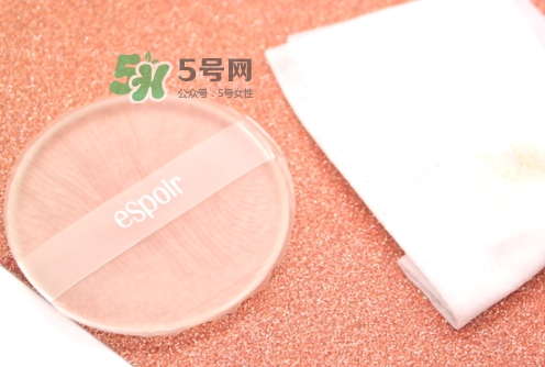 硅膠粉撲可以用散粉嗎？硅膠粉撲可以用干粉嗎？