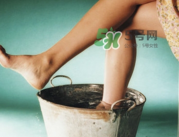 花椒不適合哪些人泡腳？女人用花椒水泡腳好嗎