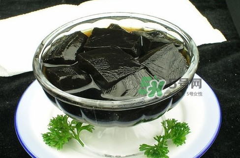 龜苓膏男人能吃嗎？龜苓膏吃多了會怎么樣