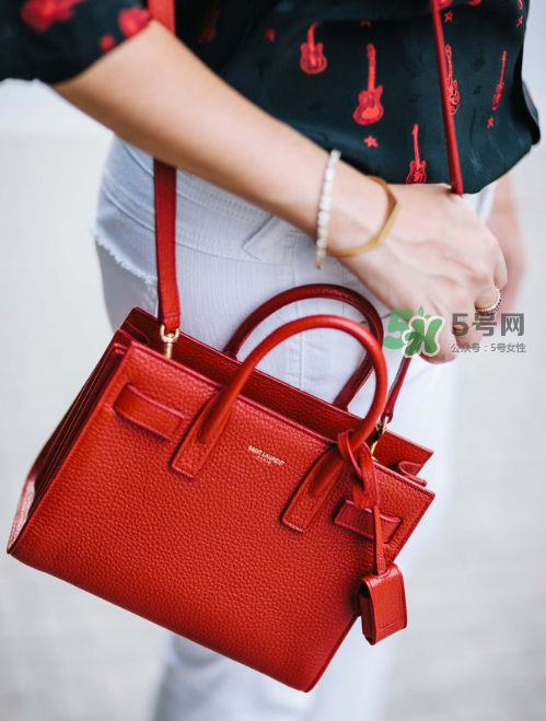 ysl風(fēng)琴包尺寸多大？ysl圣羅蘭風(fēng)琴包尺寸對比