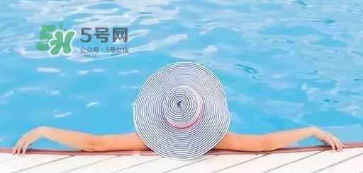 夏天防曬衣什么顏色好？夏天穿什么顏色的防曬衣好？