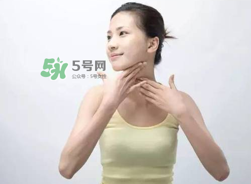 三伏天不出汗怎么回事？三伏天臉上愛出汗怎么回事？