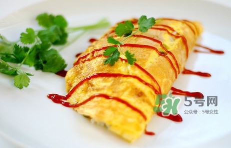 蛋包飯蛋皮需要加入什么？蛋包飯有什么營養(yǎng)