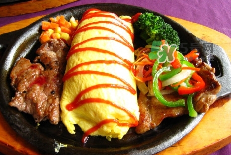 蛋包飯蛋皮需要加入什么？蛋包飯有什么營養(yǎng)