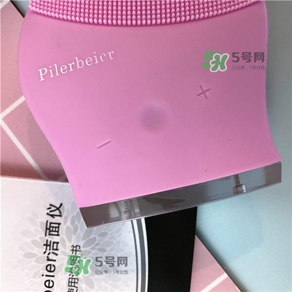 德國(guó)Pilerbeier派樂(lè)蓓和露娜潔面儀哪個(gè)好？有什么區(qū)別？