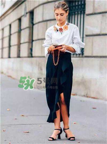 襯衣怎么扎進(jìn)褲子里？襯衣扎進(jìn)褲子里的時(shí)尚穿法
