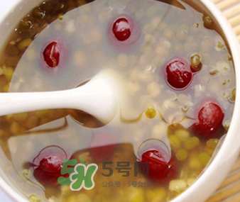 綠豆湯能防中暑嗎？喝綠豆湯能預(yù)防中暑嗎？