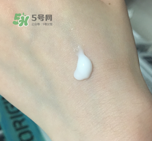 理膚泉晚安蜜怎么樣？理膚泉夜間修護(hù)乳好用嗎？