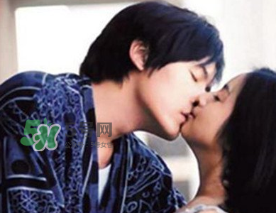 初吻怎么接吻？如何接吻不像初吻？