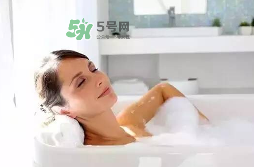 三伏天艾灸后能洗澡嗎？三伏天艾灸后注意事項