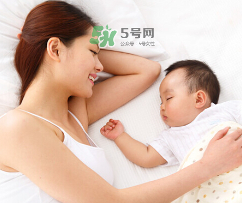 三伏天坐月子可以出門嗎？坐月子多久可以出門？