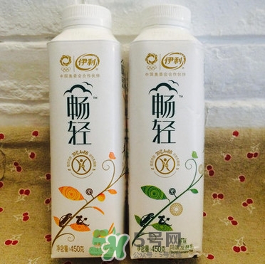  冠益乳和暢輕哪個好？冠益乳好還是暢輕好