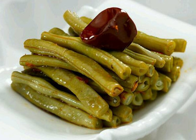 酸豇豆炒什么好吃？酸豇豆可以炒什么