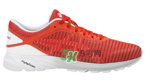 asics dynaflyte二代多少錢？亞瑟士dynaflyte2價格