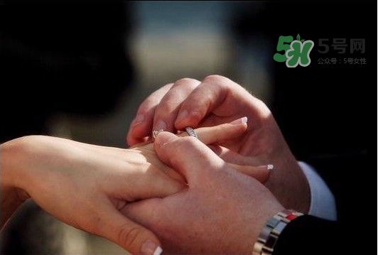 2017閏六月可以訂婚嗎？2017閏六月訂婚好嗎？