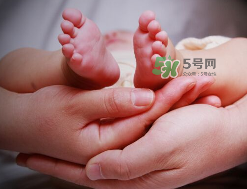 八月份坐月子可以開空調(diào)嗎？8月份坐月子可以開空調(diào)嗎？