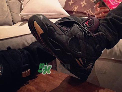 air jordan 8 retro ovo多少錢？ovo與aj8合作款什么時候發(fā)售？
