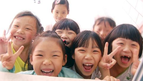 孩子在幼兒園受欺負(fù)怎么辦？孩子在幼兒園不合群怎么辦？