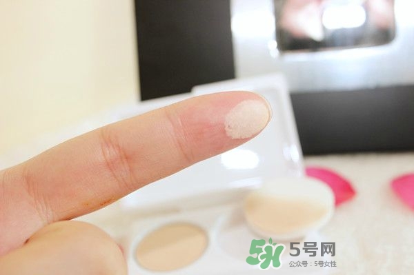 mac海洋亮白粉餅多少錢？mac魅可海洋亮白粉餅專柜價格