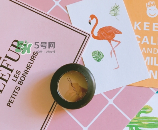 mac焦點(diǎn)小眼影怎么樣？mac時(shí)尚焦點(diǎn)小眼影好用嗎