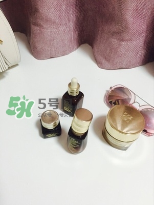 雅詩(shī)蘭黛小棕瓶精華怎么用效果最好 雅詩(shī)蘭黛小棕瓶精華用法