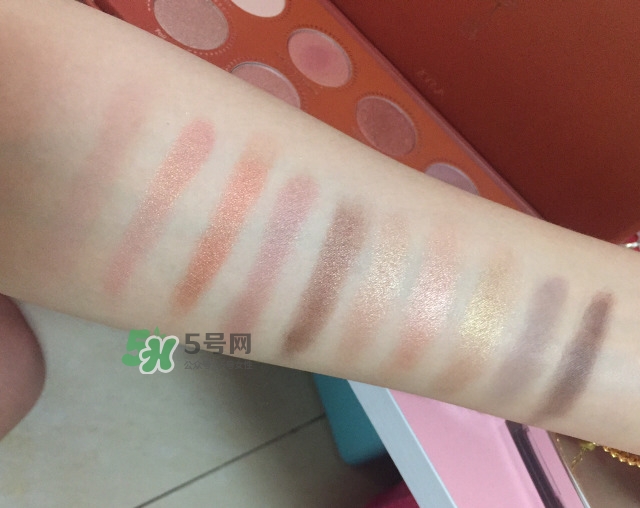 zoeva玫瑰金眼影盤怎么畫？zoeva rose golden畫法教程