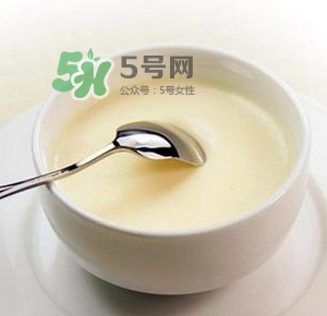 牛初乳粉什么時候吃最好？牛初乳粉的吃法是怎么樣的？