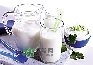 牛初乳孕婦可以吃嗎？牛初乳產(chǎn)婦可以吃嗎？