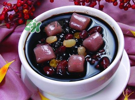 燒仙草是黑涼粉嗎？燒仙草和黑涼粉的區(qū)別