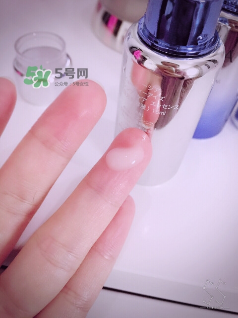axxzia曉姿眼部精華怎么樣？曉姿眼部精華怎么用
