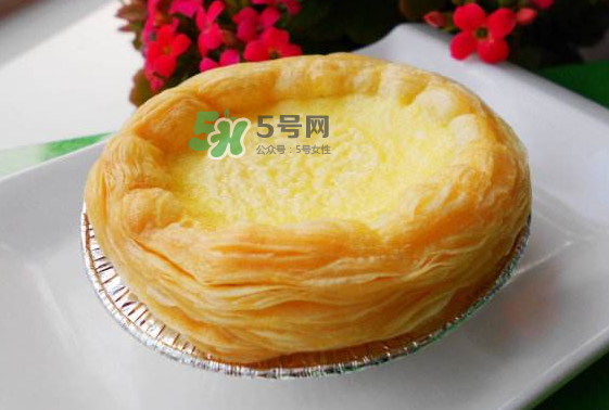 烤蛋撻烤箱預(yù)熱要多久？烤蛋撻用上火還是下火？