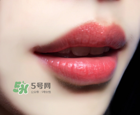 tf白管05是什么顏色？tom ford白管05適合黃皮嗎？