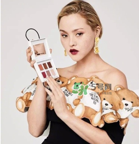 moschino泰迪熊彩妝系列多少錢(qián)？moschino泰迪熊彩妝系列有什么？