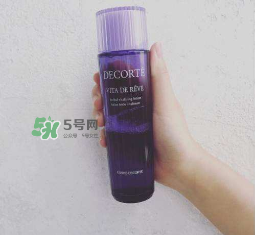 德妃紫蘇水和黛珂紫蘇水哪個(gè)好？德妃紫蘇水和黛珂紫蘇水對(duì)比