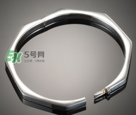 銀手鐲變黑了如何洗白？銀手鐲變黑怎么洗？