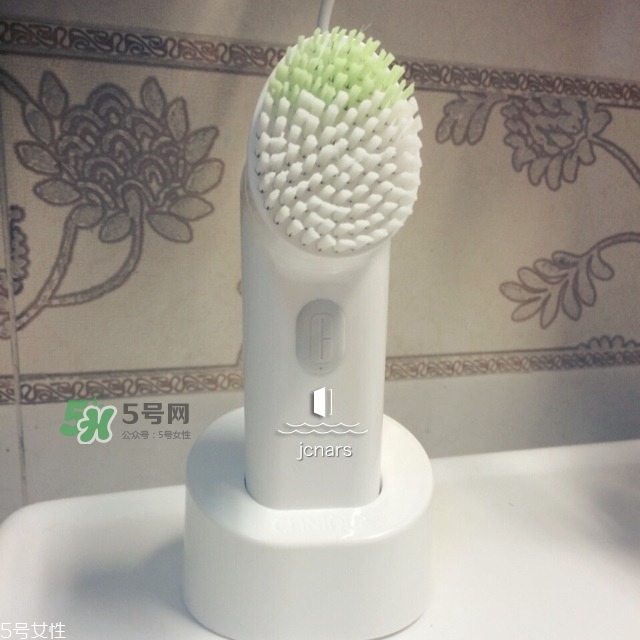 倩碧聲波潔面儀怎么用？倩碧聲波潔面儀使用方法