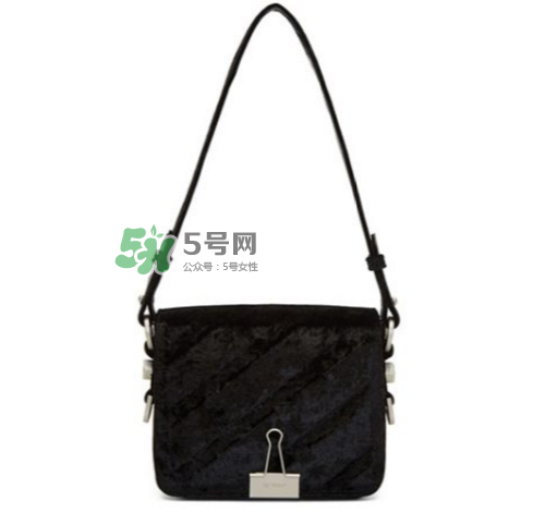 off white夾子包絲絨款多少錢？off white夾子包絲絨版專柜價(jià)格