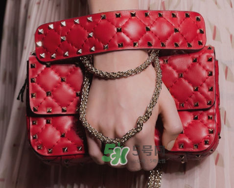 rockstud spike是什么品牌？rockstud spike耐用嗎？