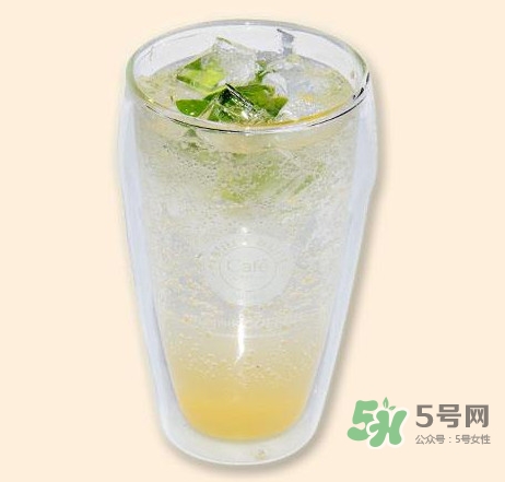 蘇打水是什么水？蘇打水喝多了會怎么樣？