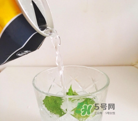 蘇打水怎么做飲料？檸檬蘇打水怎么做
