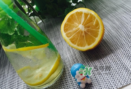 蘇打水有什么作用？喝蘇打水有什么好處