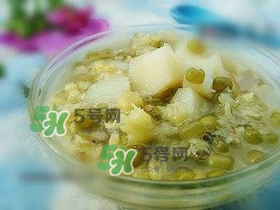 荸薺可以生吃嗎？女人吃荸薺有什么好處？