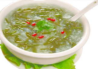 莼菜是發(fā)物嗎？莼菜涼拌要過開水嗎