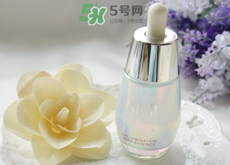sk2小紅瓶和小燈泡精華哪個好？sk2小燈泡和小銀瓶精華區(qū)別