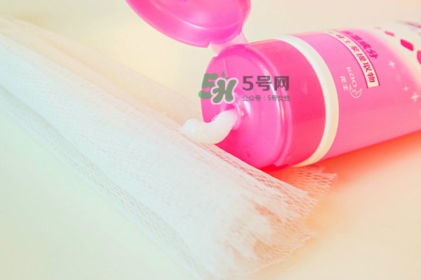 碧柔卸妝潔面乳好用嗎？碧柔卸妝潔面乳怎么用？
