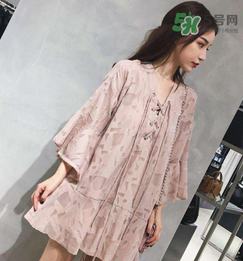 9月份可以穿裙子嗎？九月份還可以穿裙子嗎？