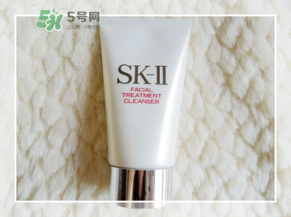 SK2護膚潔面霜怎么樣？sk2潔面霜是洗面奶嗎？